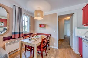 Stunning Landes Pine Apartment for 5