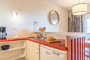 Holiday Stay With Sleeping Alcove