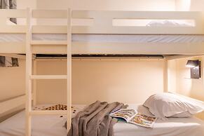 Holiday Stay With Sleeping Alcove