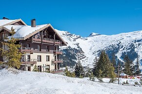 Mountain Side Stay With Sauna