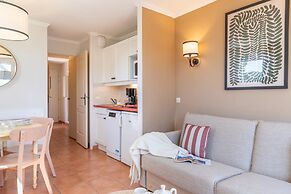 Stay With Private Outdoor Space