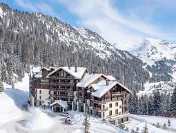 Alps Flat With Heated Pool