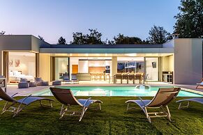 Villa Joy Pool Sauna River Escape