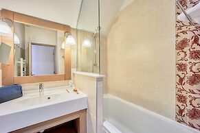 Luxe Normandy Duplex for 8 With Pool