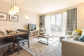 Deauville Duplex for 6 With Terrace