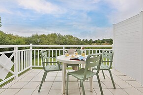 Coast Home With Play Area