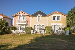 Coast Home With Play Area