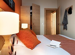 Retreat With Spa Access