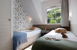 Aesthetic Normandy House for 6 With Pool