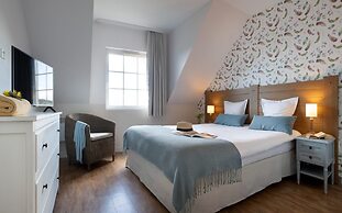 Aesthetic Normandy House for 6 With Pool