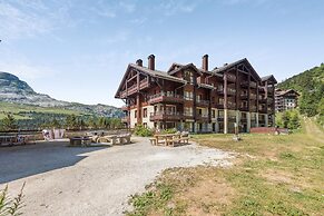 Picturesque Mountain Escape for 6
