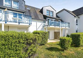 Scenic 6-person Duplex Retreat