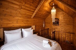 City Bungalow Hotel