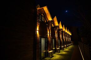 City Bungalow Hotel