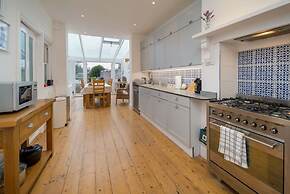 Firefly House Central Cowes