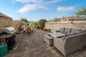 Firefly House Central Cowes