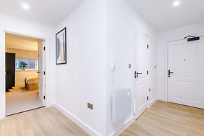 Modern 2BR Apartment Leeds Centre
