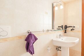 Lilium Gaeta Apartment by Mamo Florence