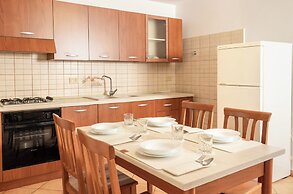 Lilium Gaeta Apartment by Mamo Florence