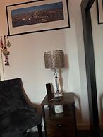 Apartment Sleeps 2 With Parking