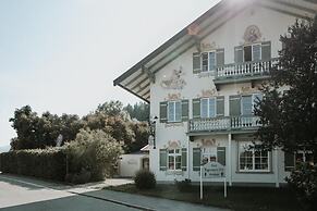 Der Tegernseer Hof