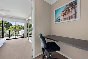 Convenient + Spacious! 3bed/2.5bath/1car~townhouse
