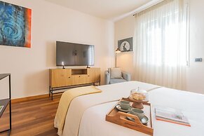 Villa Olivo With Garden & Pool