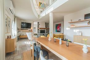 Villa Olivo With Garden & Pool
