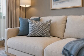 The Avelyn Suites