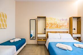 Solaris Suites by Napoliapartments