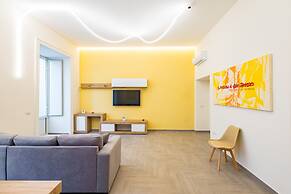 Solaris Suites by Napoliapartments