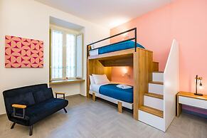 Solaris Suites by Napoliapartments