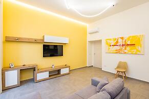 Solaris Suites by Napoliapartments