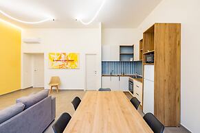 Solaris Suites by Napoliapartments
