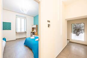 Solaris Suites by Napoliapartments
