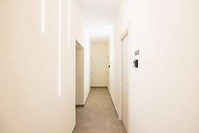 Solaris Suites by Napoliapartments