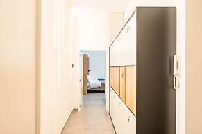 Solaris Suites by Napoliapartments