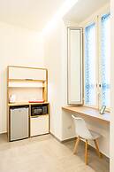 Solaris Suites by Napoliapartments