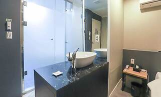 Gamdong Hotel