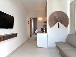 Villa Playa - Beach & Pool Apartments