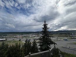 Stampeder Inn