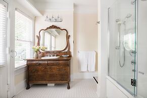 Chestnut Street Inn B&B