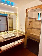 Santo Cielo by Casa Santo Domingo