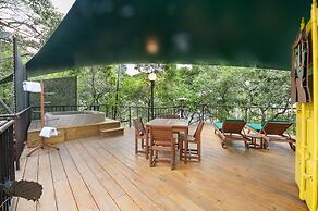 Santo Cielo by Casa Santo Domingo