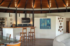 Santo Cielo by Casa Santo Domingo