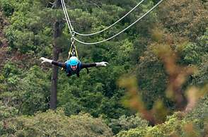 Santo Cielo by Casa Santo Domingo