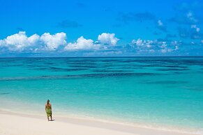 Denis Private Island