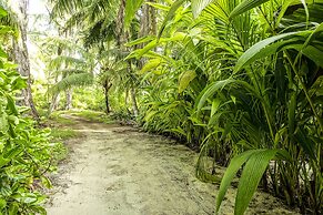 Denis Private Island