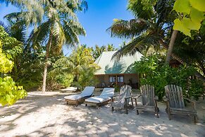 Denis Private Island