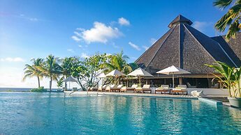 Denis Private Island